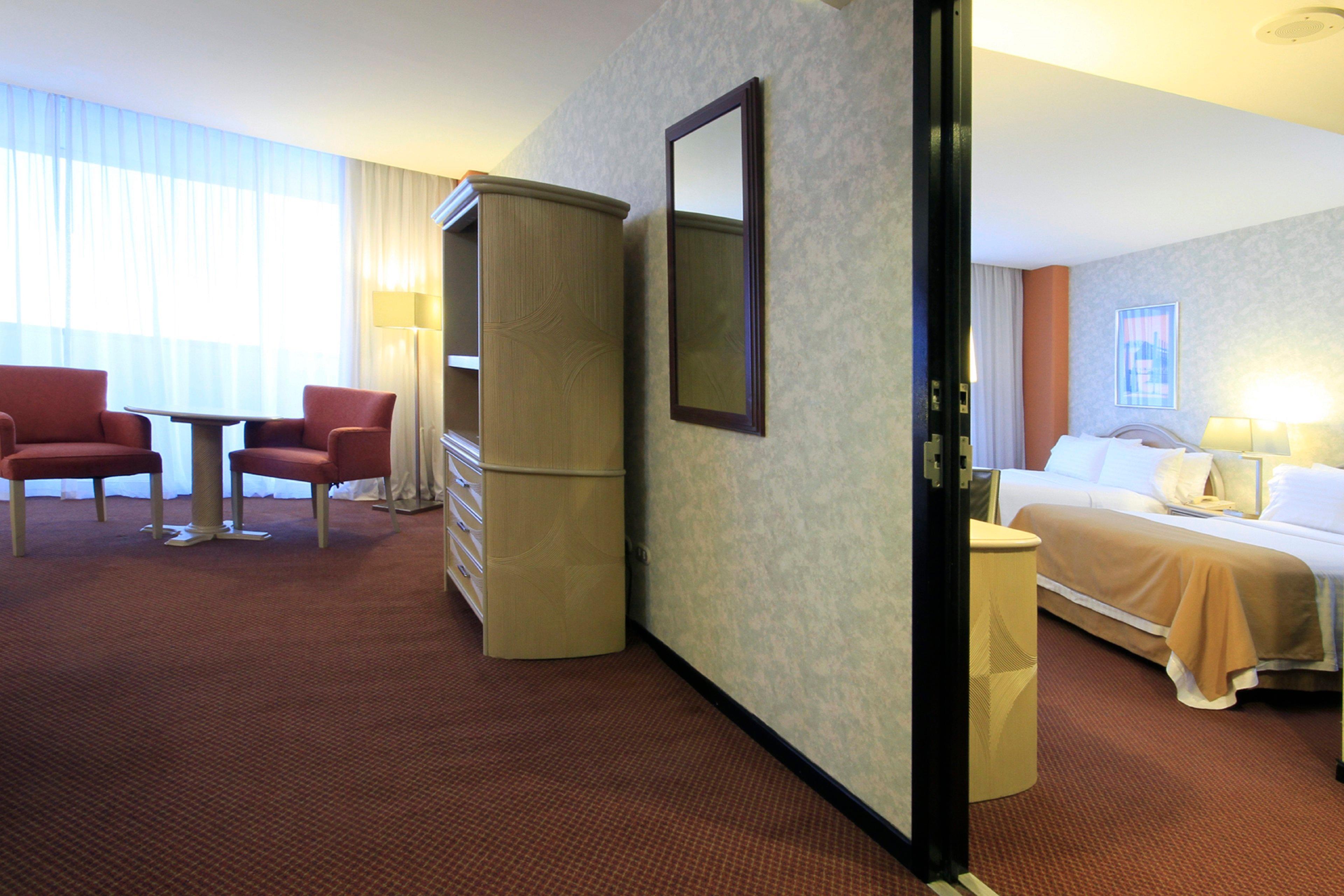 Holiday Inn Monterrey-Parque Fundidora By Ihg Exteriör bild A room at the hotel